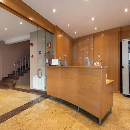 Aparthotel Iceberg Sant Julià de Lòria Екстериор снимка