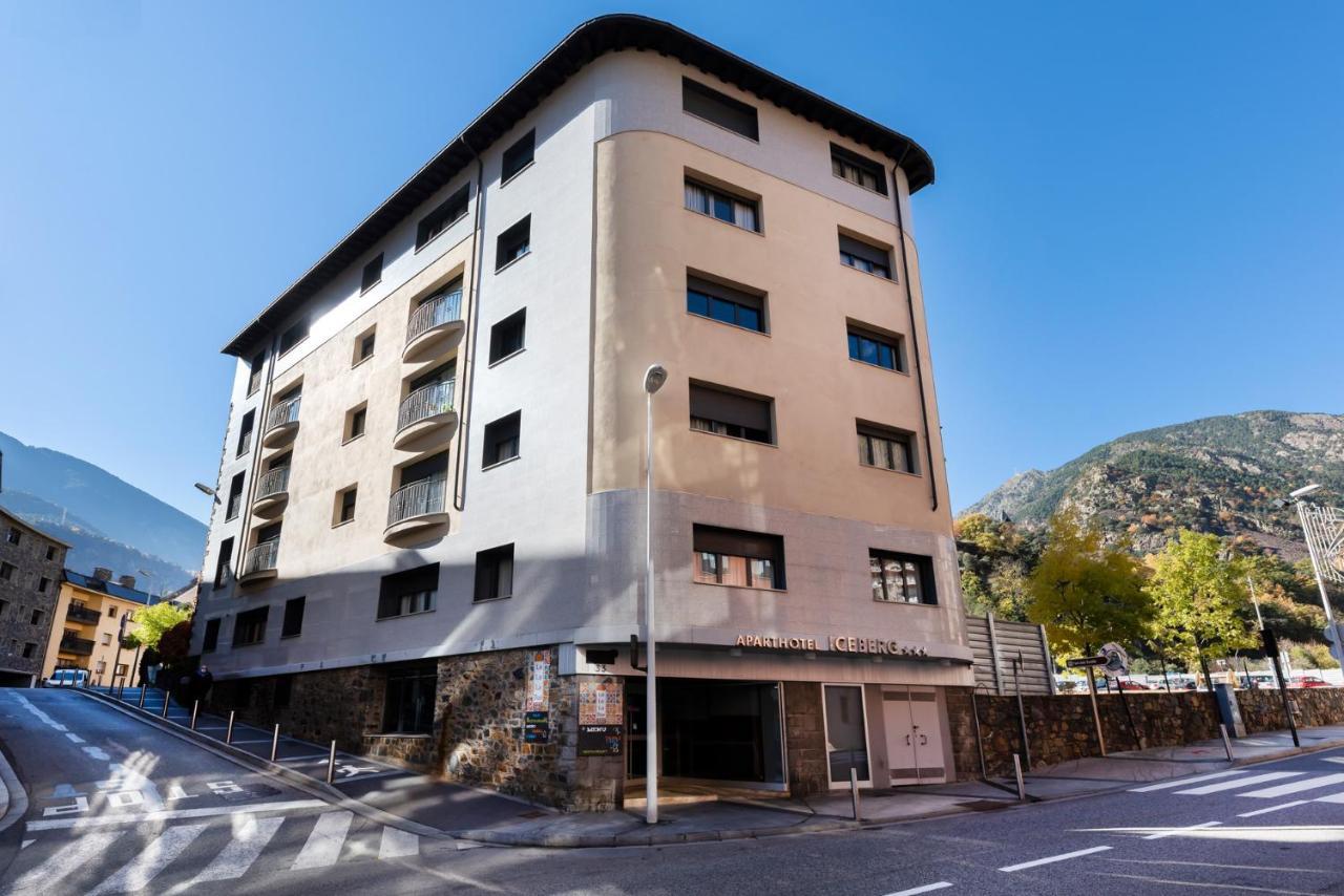 Aparthotel Iceberg Sant Julià de Lòria Екстериор снимка