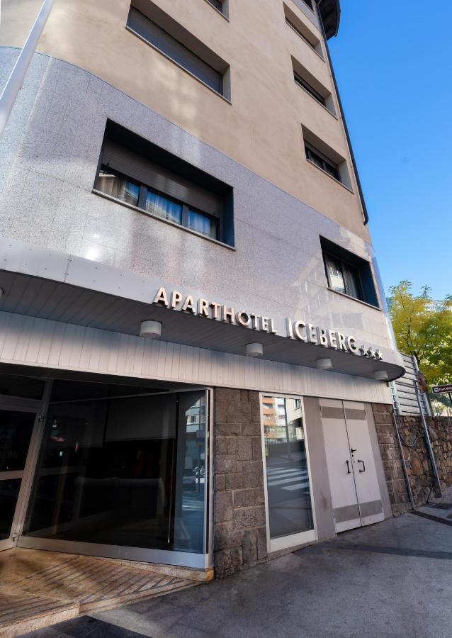 Aparthotel Iceberg Sant Julià de Lòria Екстериор снимка