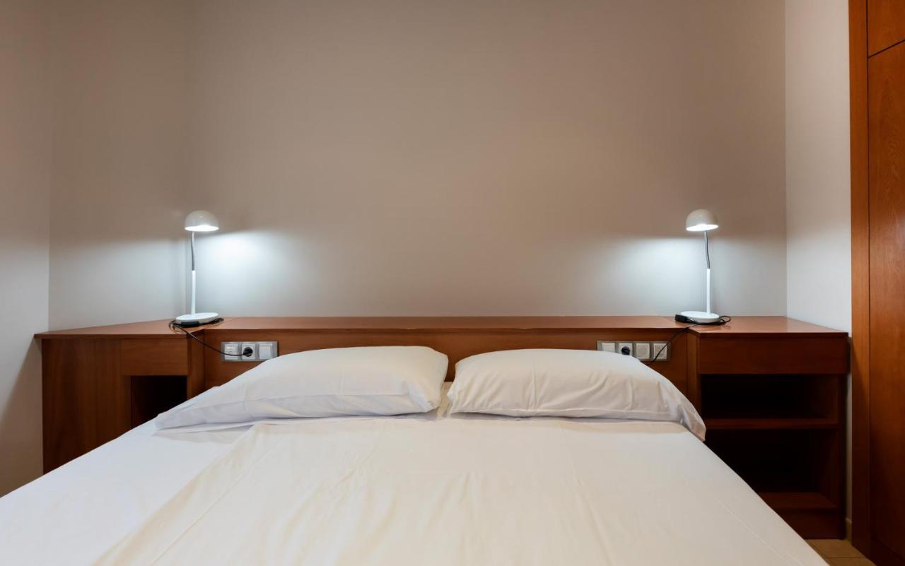 Aparthotel Iceberg Sant Julià de Lòria Екстериор снимка