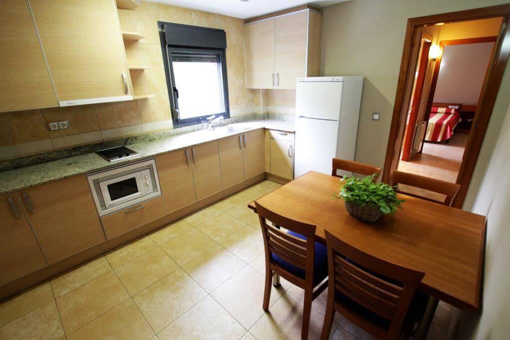 Aparthotel Iceberg Sant Julià de Lòria Екстериор снимка